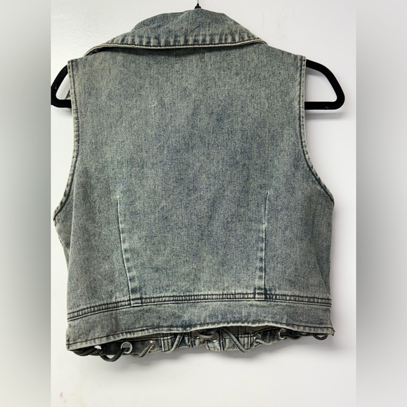 PrettyLittleThing Acid Wash Denim Lace-Up Vest Corset Top US 12 NWT Festival Z - Picture 4 of 9